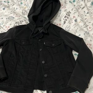 Black denim Levi’s jacket